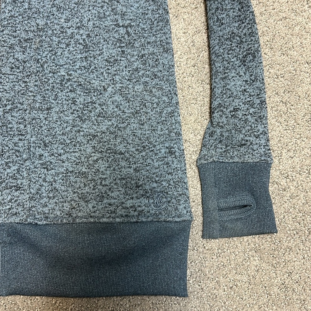 Volcom hoodie - Picture 3 of 4